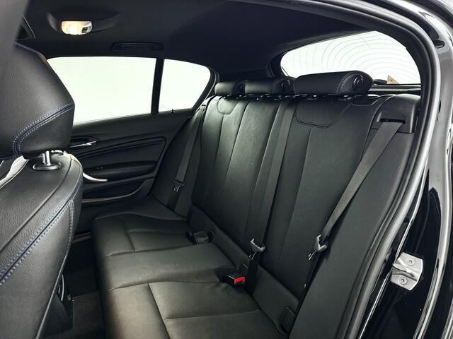 BMW 1-SERIE 118i Corporate Lease High Executive | Panoramadak | Park assist | Harman Kardon | Stoelverwarming