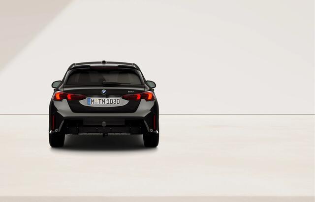 BMW 1-SERIE 120 M-Sport Pro - Pano - Trekhaak - Premium Pack
