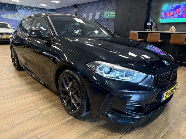 BMW 1-SERIE 118i M Sport |LED|PANO|HiFi|Elek. achterklep|Stuur & Stoelverwarming|M Schadow Line|