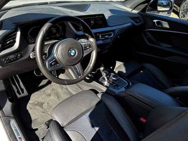 BMW 1-SERIE 118i | M-Sport | HiFi | Sportstoel. | 18''