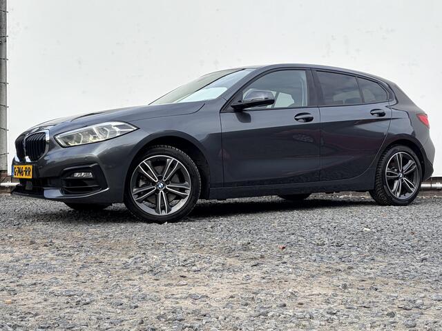 BMW 1-SERIE 118i Executive Edition Automaat, ORG NL, Draadloos Apple Carplay/Android Auto