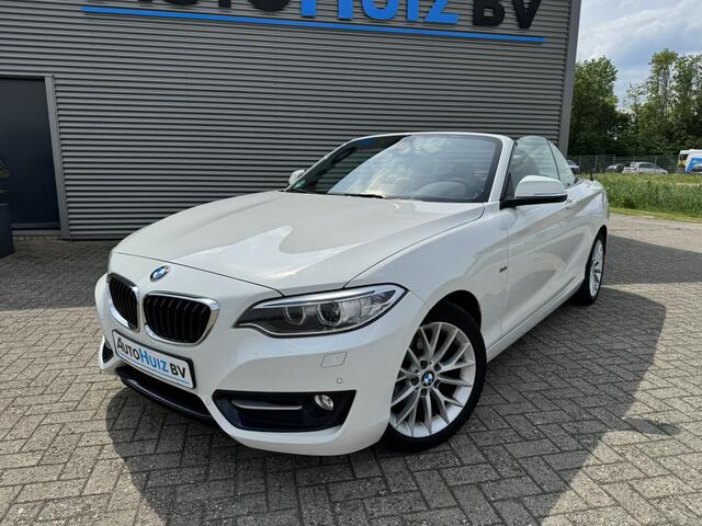 BMW 2-SERIE Cabrio 218i Executive Sport Line Leer Navigatie PDC Xenon Climate Control Stuurverwarming Stoelverwarming