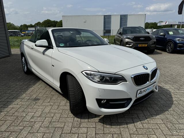 BMW 2-SERIE Cabrio 218i Executive Sport Line Leer Navigatie PDC Xenon Climate Control Stuurverwarming Stoelverwarming