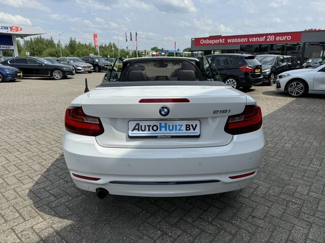 BMW 2-SERIE Cabrio 218i Executive Sport Line Leer Navigatie PDC Xenon Climate Control Stuurverwarming Stoelverwarming