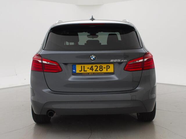 BMW 2-SERIE Active Tourer 225XE 224 PK HYBRID XDRIVE EXECUTIVE + LED / NAVIGATIE