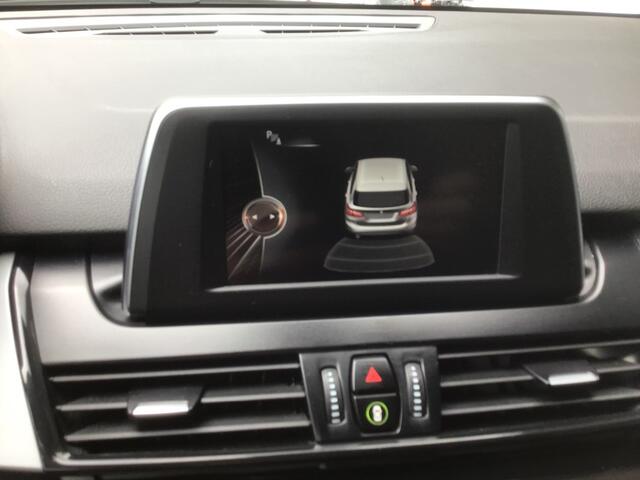 BMW 2-SERIE 216I CENT. EXECUTIVE