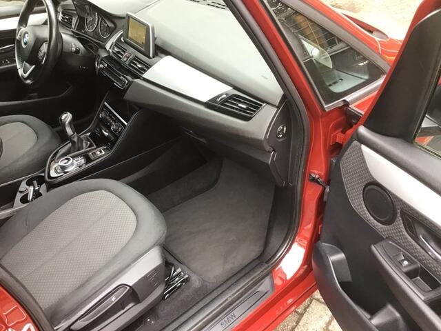 BMW 2-SERIE 216I CENT. EXECUTIVE