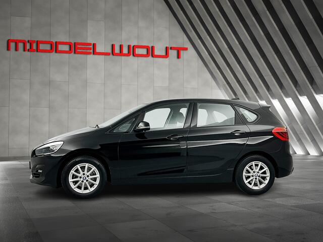 BMW 2-SERIE Active Tourer 216i Corp. Lease Exe/Sportst/Trekhaak/Clima/Navi