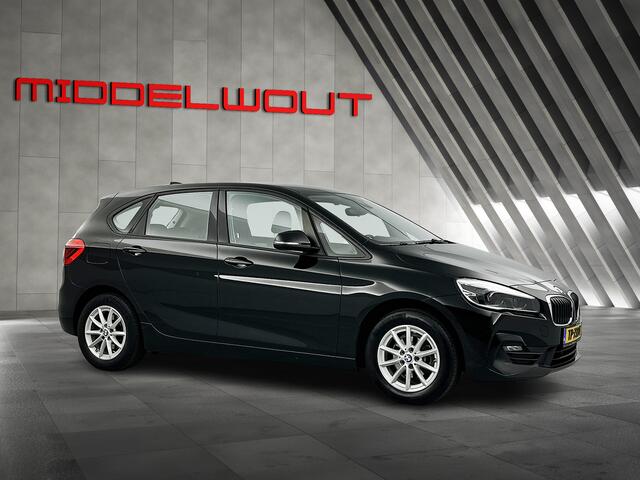 BMW 2-SERIE Active Tourer 216i Corp. Lease Exe/Sportst/Trekhaak/Clima/Navi