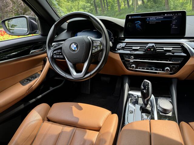 BMW 2-SERIE 530e Touring, (2X!) MOOI COGNAC LEDER xDrive HYBRID, High Executive