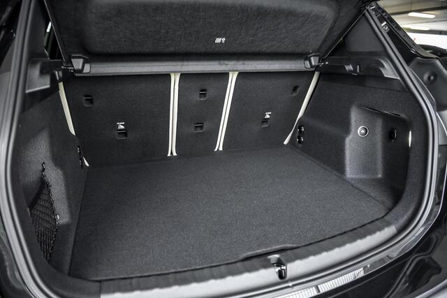 BMW 2-SERIE Active Tourer 218i | Trekhaak met elektrisch wegklapbare kogel | Actiefstoelen voor
