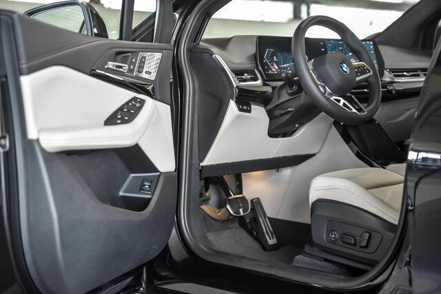 BMW 2-SERIE Active Tourer 218i | Trekhaak met elektrisch wegklapbare kogel | Actiefstoelen voor