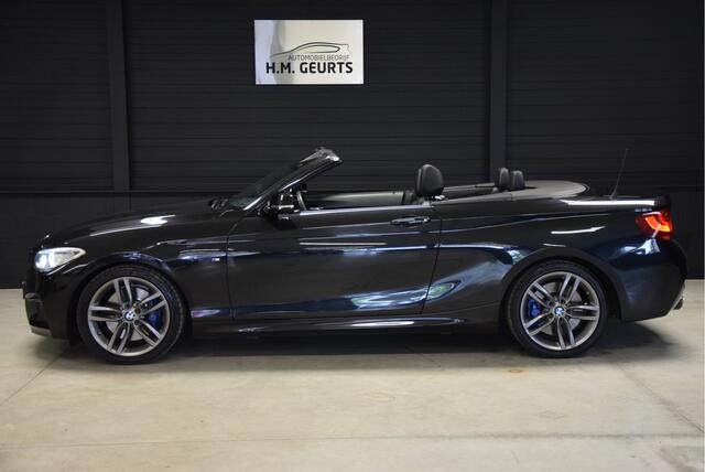 BMW 2-SERIE Cabrio 220i M Sport Automaat Leder Groot Navi Clima Xenon 18inch Zeer mooi!