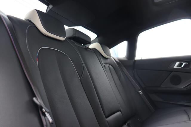 BMW 2-SERIE Gran Coupé 220i M-Sportpakket / HIFI / Panoramadak / 18''