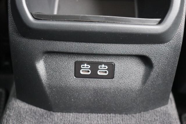 BMW 2-SERIE Gran Coupé 220i M-Sportpakket / HIFI / Panoramadak / 18''