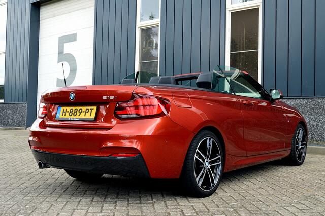 BMW 2-SERIE Cabrio 218i M-Sport High Executive Edition Rijklaarprijs-Garantie Navigatie Leder Sport interieur led camera windscherm