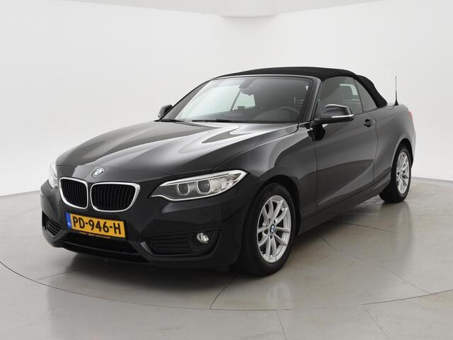 BMW 2-SERIE Cabrio 220i 184 PK AUT8 ORIG. NL + NAVIGATIE / XENON