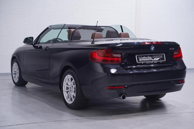 BMW 2-SERIE Cabrio 218i High Executive navigatie-Full sattelbraun leder Bi-xenon Led PDC v+a stoelverwarming windscherm