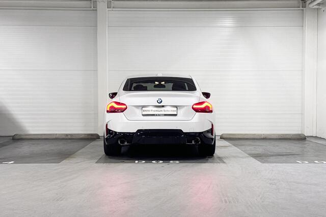 BMW 2-SERIE Coupé 218i | M-Sport | Live Cockpit Plus | Parking Assistant