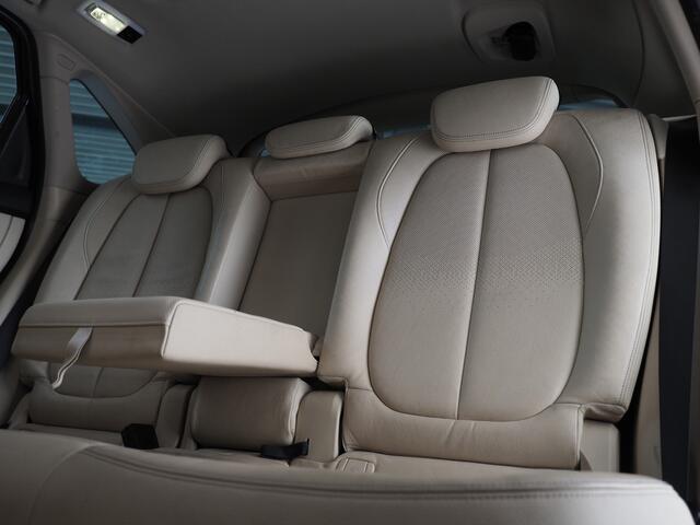 BMW 2-SERIE Active Tourer 218i Centennial High Executive | LED | Elektrisch Glazen Panorama-Dak | Carkit | Cruise Control | Parkeersensoren Achter | Keyless Start | Voorstoelen Verwarmt | Airco (Automatisch) |