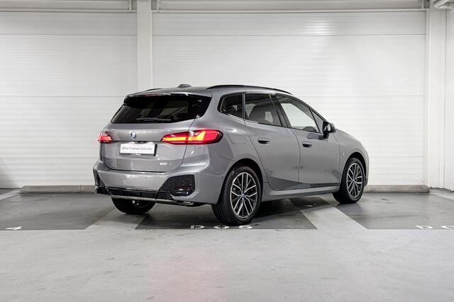 BMW 2-SERIE Active Tourer 225e xDrive M-Sport | Premium Pack | Travel Pack | Harman/Kardon | Schuif-/Kanteldak
