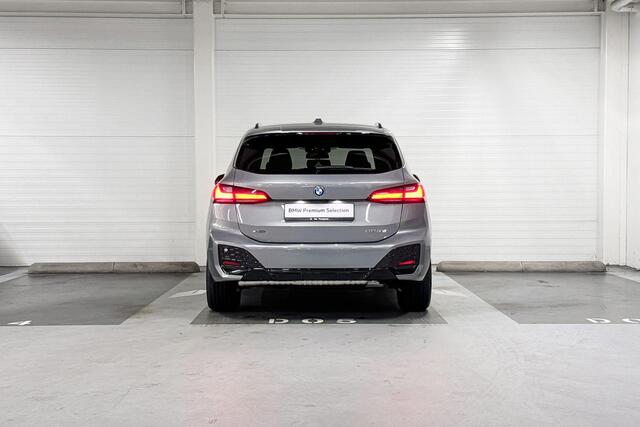 BMW 2-SERIE Active Tourer 225e xDrive M-Sport | Premium Pack | Travel Pack | Harman/Kardon | Schuif-/Kanteldak