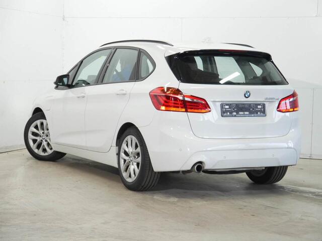 BMW 2-SERIE Active Tourer 225xe Executive | Head-Up | 2 jaar garantie | Verwacht November