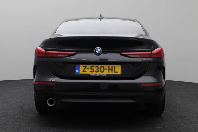BMW 2-SERIE Gran Coupé 218i High Executive 2023 | Navigatie | Carplay | Stoelverwarming | Boekjes | 2 Sleutels | Cruise Control | Airco | Parkeersensoren | Digitaal Dashboard | Automaat