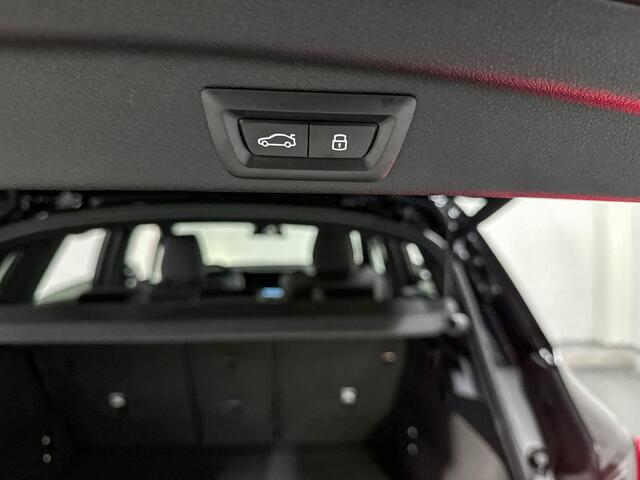 BMW 2-SERIE Active Tourer 225e xDrive M-Sport | Premium Pack | Travel Pack | Harman/Kardon | Schuif-/Kanteldak