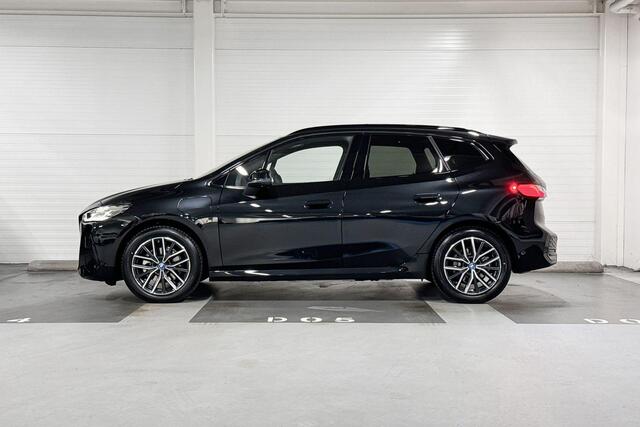 BMW 2-SERIE Active Tourer 225e xDrive M-Sport | Premium Pack | Travel Pack | Harman/Kardon | Schuif-/Kanteldak