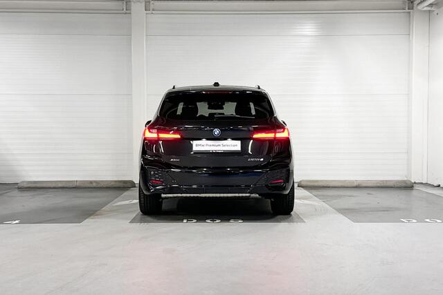 BMW 2-SERIE Active Tourer 225e xDrive M-Sport | Premium Pack | Travel Pack | Harman/Kardon | Schuif-/Kanteldak