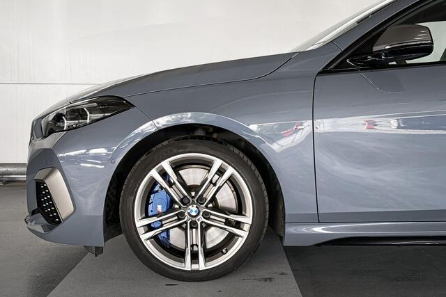 BMW 2-SERIE Gran Coupé M235i xDrive High Executive