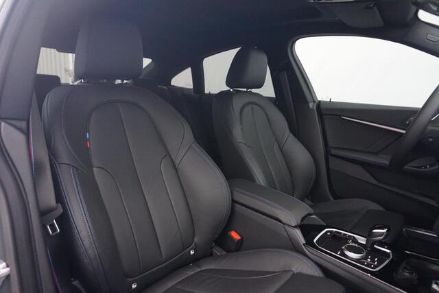 BMW 2-SERIE Gran Coupé 218i High Executive M Sport Pro / Hifi / Comfort Pack / Trekhaak / Panorama Dak / Stoel- en Stuurverwarming