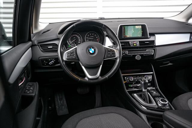 BMW 2-SERIE Active Tourer 218i Cruise Navigatie Stoelverw. PDC LED