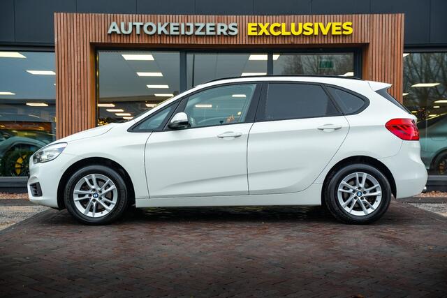 BMW 2-SERIE Active Tourer 218i Cruise Navigatie Stoelverw. PDC LED