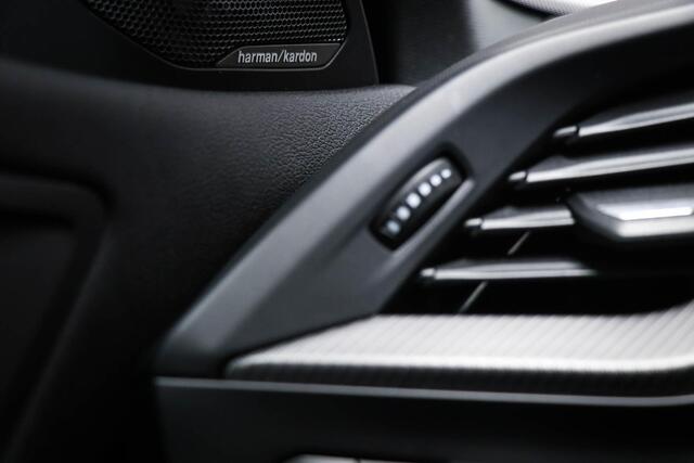 BMW 2-SERIE Gran Coupé M235i xDrive High Executive Edition | PANORAMADAK | HARMAN KARDON | LEDER