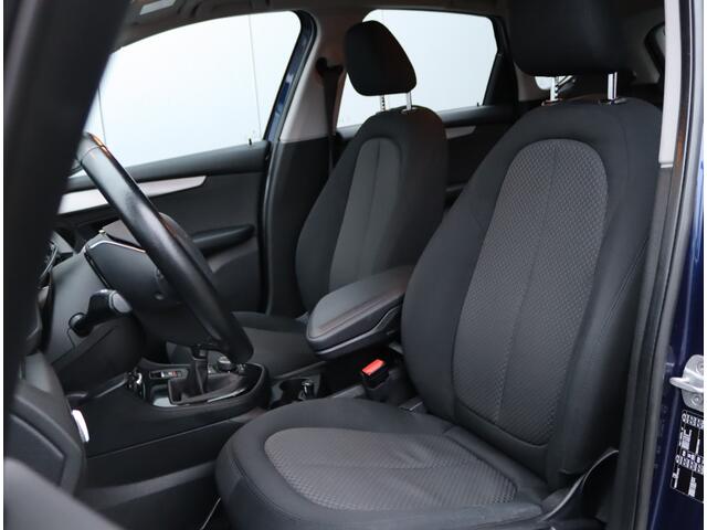 BMW 2-SERIE Active Tourer 216i Centennial Executive | Org. NL | Cruise Control