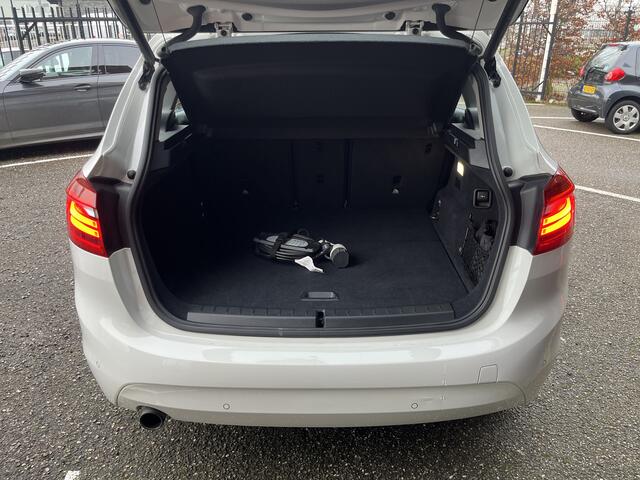BMW 2-SERIE Active Tourer 225xe iPerformance Executive // FULL LED // ADAPTIV. CRUISE // PDC // ELEK. ACHTERKLEP // STOELVERWARMING // NAVI //