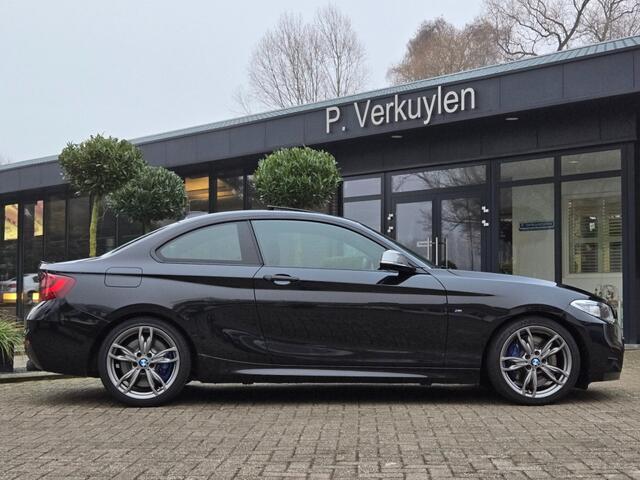 BMW 2-SERIE M240I I BTW AUTO I REST BPM â¬ 2.946,- I LEDER I SCHUIFDAK I