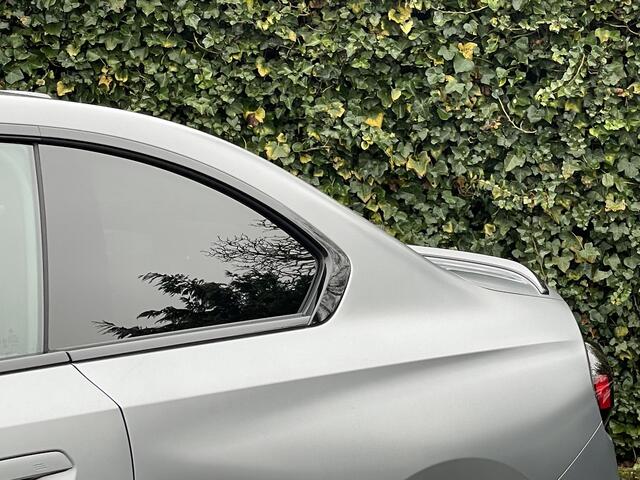 BMW 2-SERIE Coupé 220i | Frozen Pure Grey | M-Sport Pro | 19'' | Harman/Kardon | Getint Glas
