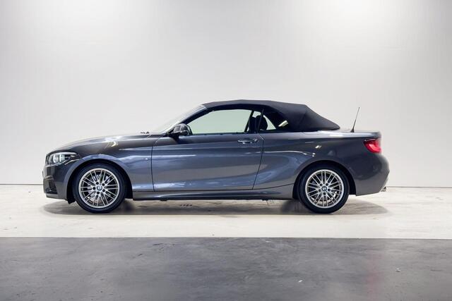 BMW 2-SERIE Cabrio 220i M Sportpakket Model M Sport Aut.