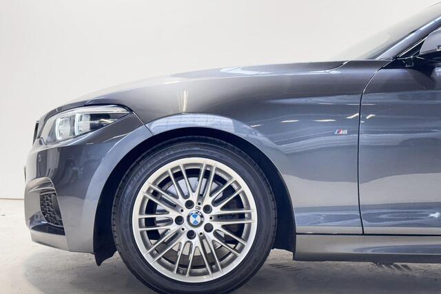 BMW 2-SERIE Cabrio 220i M Sportpakket Model M Sport Aut.
