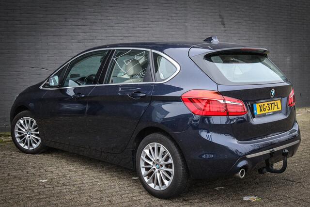BMW 2-SERIE Active Tourer 216i Corporate Lease High Executive Net binnen!
