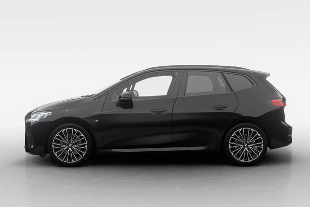 BMW 2-SERIE Active Tourer 220i | M Sport | Premium Pack | Travel Pack