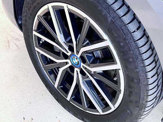 BMW 2-SERIE 225e xDrive M Sport * ALL-IN PRIJS * 1 JAAR GARANTIE