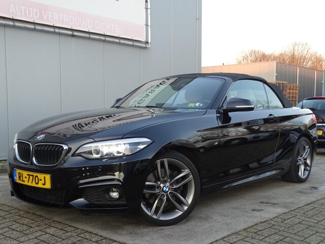 BMW 2-SERIE 220i Cabrio AUT High Executive M PAKKET, Leder, NAVI, Camera, Compleet!