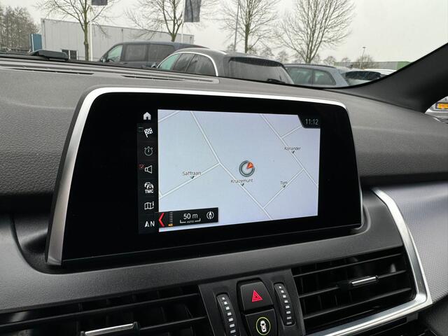 BMW 2-SERIE Active Tourer 216i M Pakket navi, trekhaak, cruise