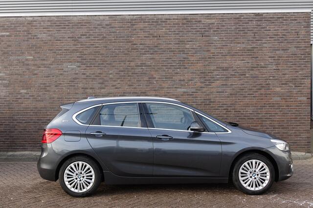 BMW 2-SERIE Active Tourer 225xe Centennial High Executive 4x4 panoramadak Full options Hybride