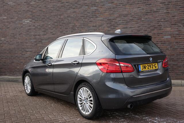 BMW 2-SERIE Active Tourer 225xe Centennial High Executive 4x4 panoramadak Full options Hybride