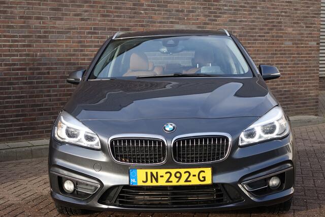 BMW 2-SERIE Active Tourer 225xe Centennial High Executive 4x4 panoramadak Full options Hybride